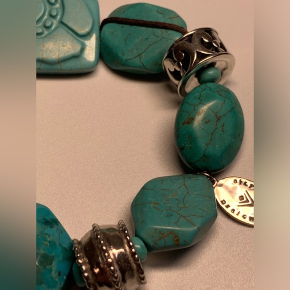 Silpada Vintage STER Compressed Turquoise, Howlite & Magnesite Stretch Bracelet - Picture 6 of 14